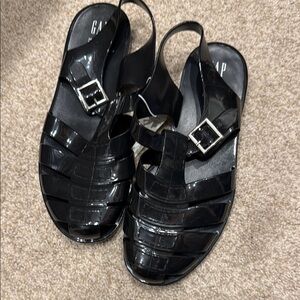 GAP Black Flats with Cage Design